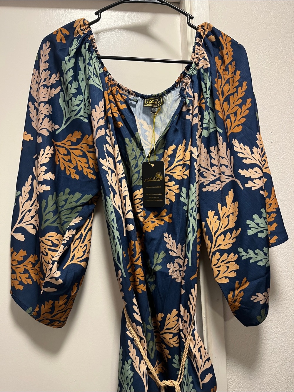KAHULALE’A lanai Off-Shoulder Dress